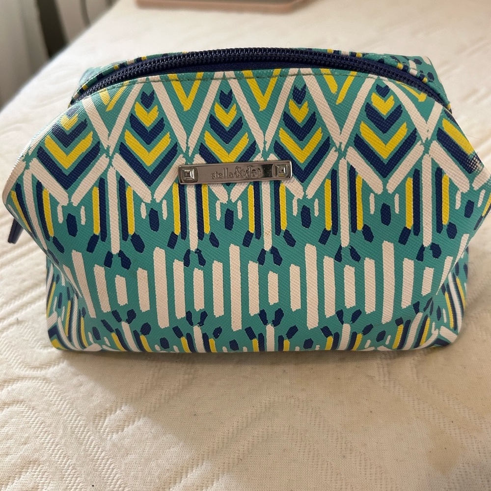 Stella and dot makeup bag